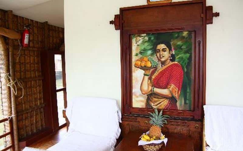 Gowri Houseboat, Alleppey 3